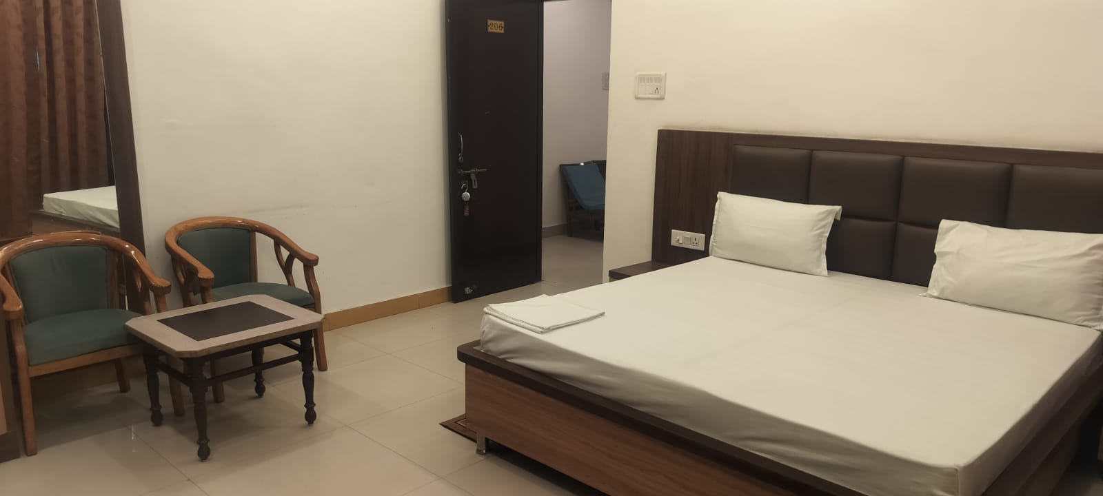 Suite Side View